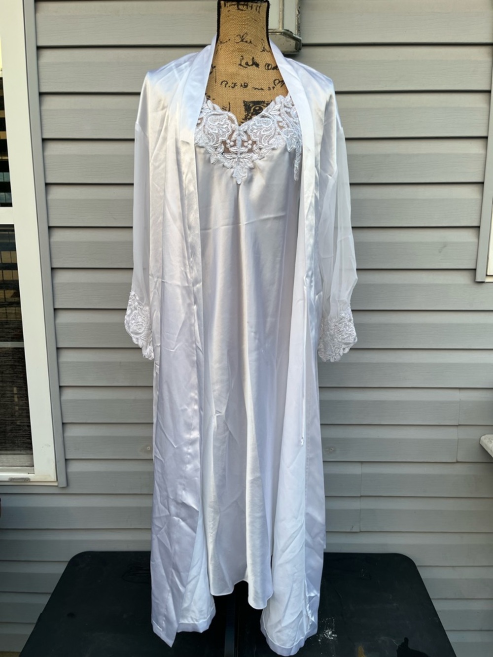 Vintage White Lace Trim Satin Nightgown & Robe Set Bridal Peignoir Set